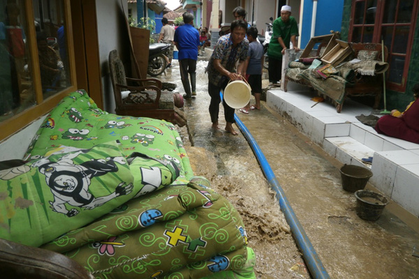 Banjir Datang Tiba-Tiba, Harta Benda Tidak Sempat Diselamatkan