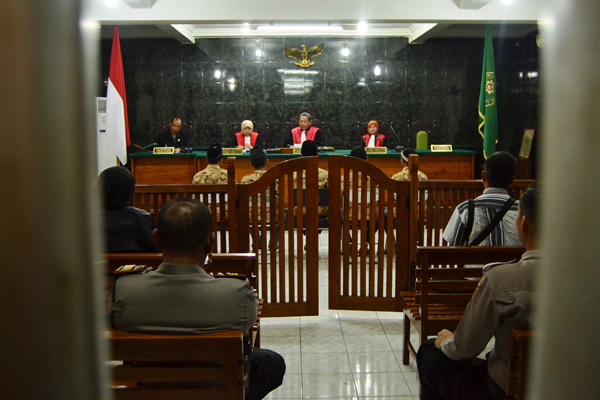 Lima Saksi Absen, Hakim Tunda Sidang Geng Motor