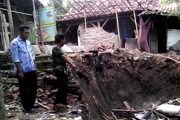 Abrasi Rusak 1 Rumah di Ampel-Ligung