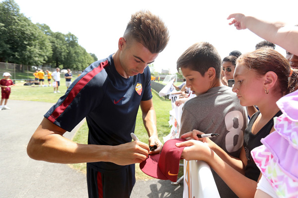 Stephan El Shaarawy, Ingin Buka Yayasan Sendiri