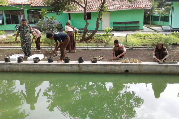 Masyarakat Harus Kreatif Menanam Cabai