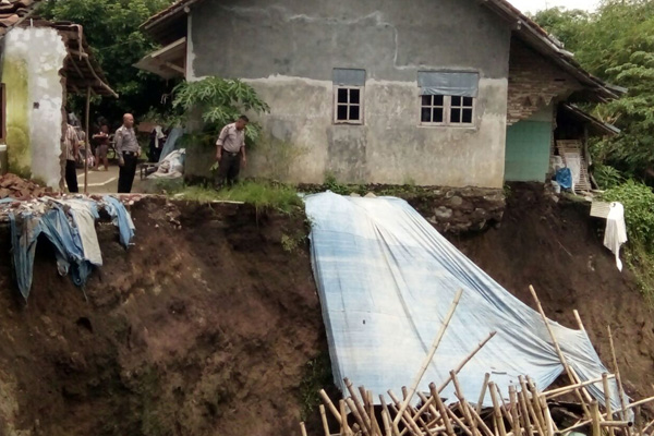 Dana Bencana untuk Majalengka Sulit Diakses