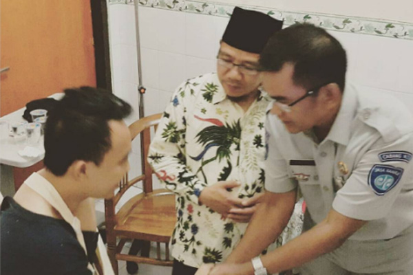 PT Jasa Raharja NTB Serahkan Santunan untuk Korban Kecelakaan dari Cirebon