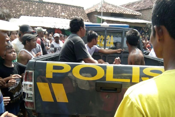 Hari Pertama 2017, Warga Panguragan Temukan Mayat di Sungai