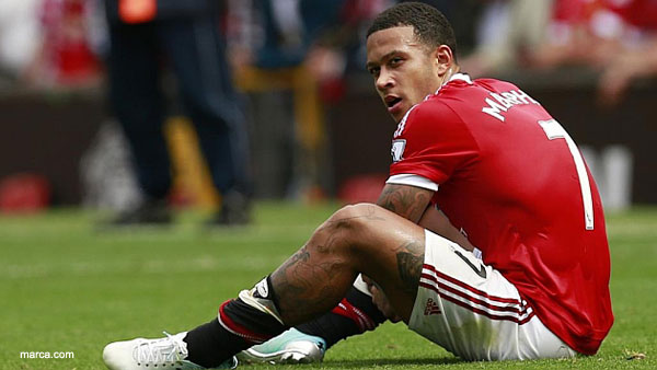 Manchester United, Depay Menuju Lyon