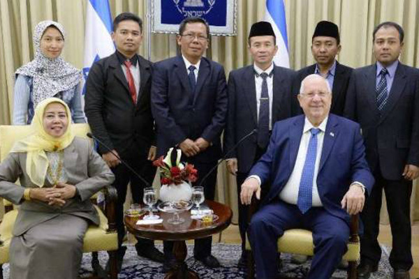 Pertemuan Istibsyaroh dengan Rivlin Dianggap Provokatif