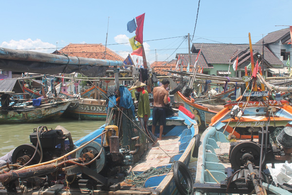 Alat Tangkap Tidak Ramah Lingkungan Dilarang, Produksi Ikan Menurun