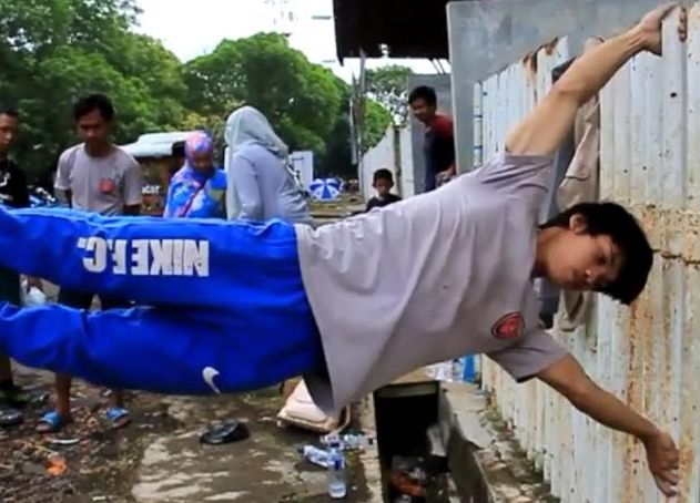 Murah dan Simple, Street Workout Makin Diminati