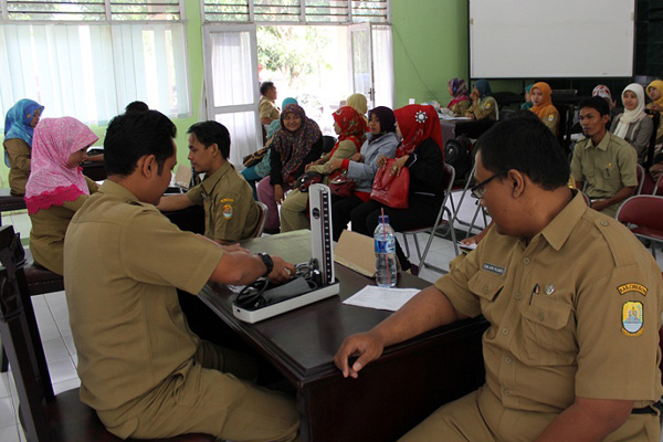 Pejabat Kab Cirebon Gegabah Sebut Kurang 12 Ribu PNS