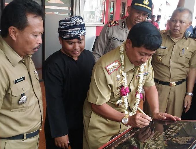 HUT ke-33, Desa Karanganyar Punya Kantor Baru