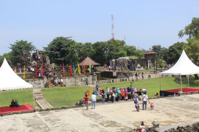 Libur Tahun Baru, Jumlah Pengunjung Goa Sunyaragi Naik Hampir 100 Persen