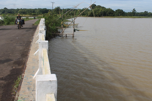 Debit Air Waduk Cipancuh Mulai Normal, Petugas Tetap Siaga