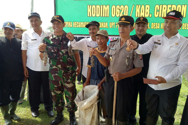 Tingkatkan Hasil Panen, Kodim 0620 Gropyokan Tikus