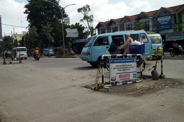 Lubang Optik di Jalan Cipto Belum juga Ditutup, Ini Alasan DPUPR Kota