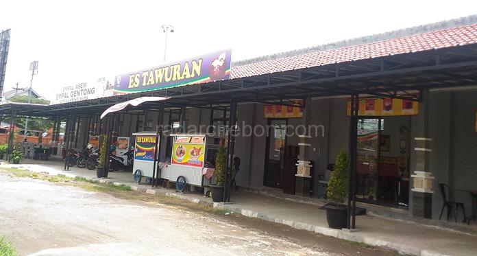 Kehadiran Kuliner Khas Cirebon Dongkrak Pengunjung di Pasar Batik