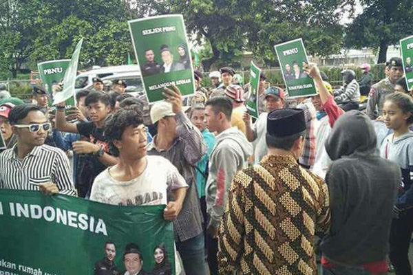 Pendemo Kantor PBNU Ngaku Santri tapi Banyak Keanehan