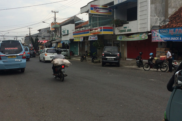 Pemerintah Larang Bangun Minimarket Dekat Pasar