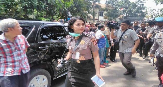 Bom Panci Meledak, Polwan Cantik asal Cirebon Jadi Viral di Medsos