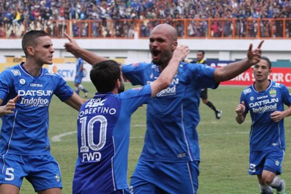 Horeee……. Persib Lolos ke Delapan Besar Piala Presiden