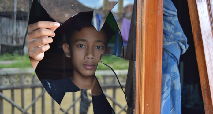 Tawuran Pecah, 10 Rumah Warga Desa Jatiseeng Kidul Rusak