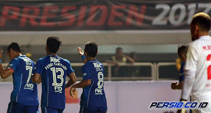 Tendangan Geledek Atep Antar Persib Juara Ketiga Piala Presiden