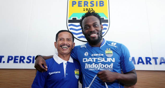 Persib Rela Cari Lapangan Bagus Demi Michael Essien