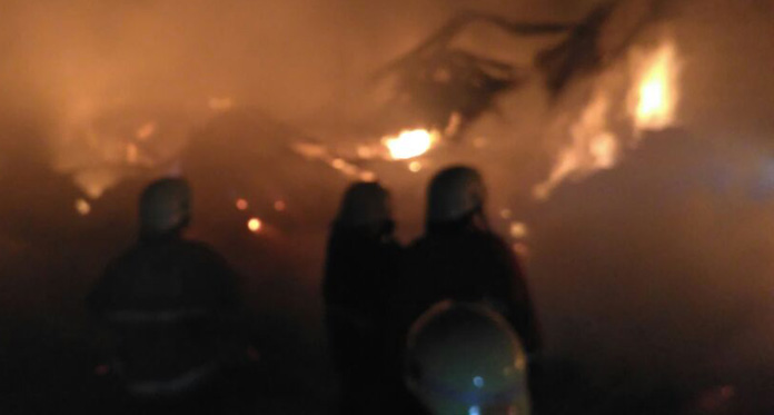 Polisi Menduga Kebakaran Pabrik Rotan karena Korsleting Listrik