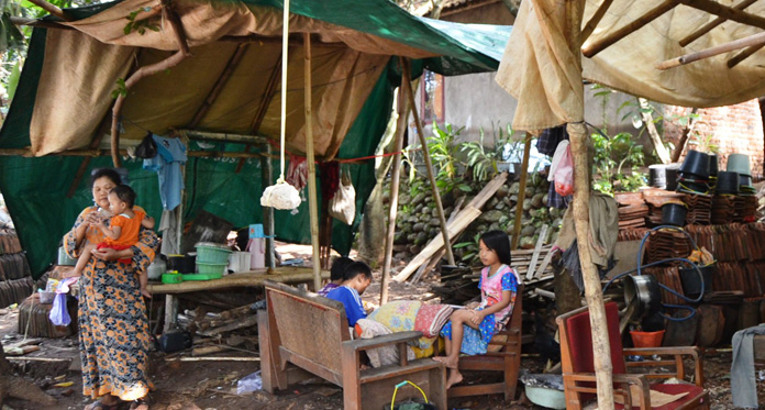 3 Minggu Tinggal di Tenda, Korban Longsor: Saya Gak Punya Apa-apa Lagi