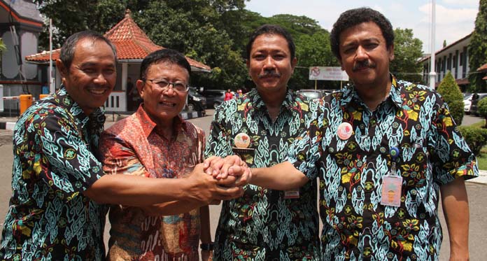 Heru Pensiun, Bunadi Jabat Plh Direktur RSUD Gunung Jati