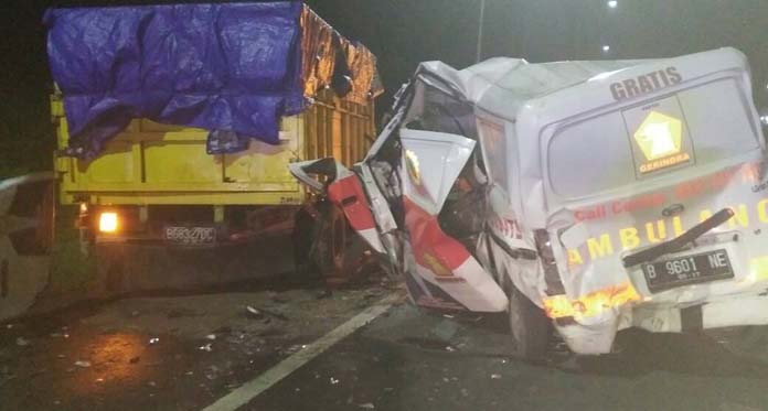Kecelakan Beruntun di Tol Palimanan-Kanci Cirebon, 4 Mobil Rusak Parah