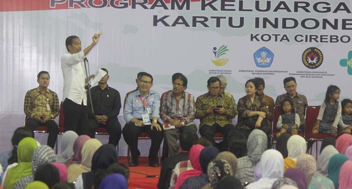 Jokowi Dorong Pembangunan Bandara Kertajati Dipercepat