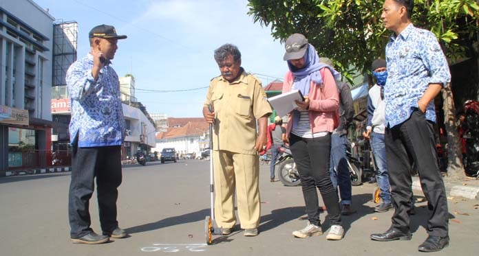 Tim PPHP Beres Ukur Jalan, Segera Bedah Isi Beton dan Aspal