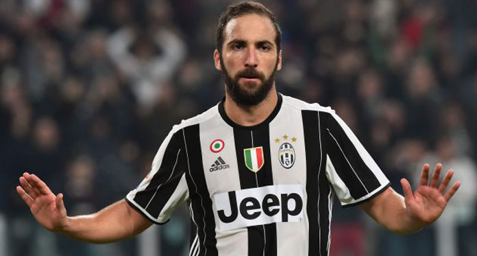 Gonzalo Higuain, Beruntung Sejak Kecil