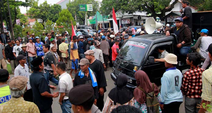 Petani Hutan Tuntut Lahan yang Dikuasai PG Rajawali untuk Reboisasi