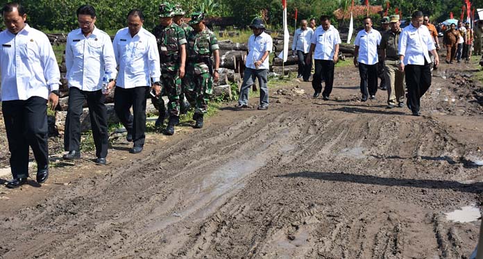 Jalan Rusak Parah, Baru Digarap Tahun Depan