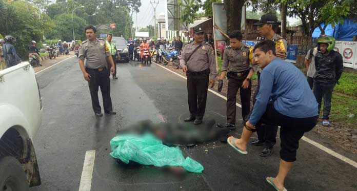 Tabrak Mobil Tangki Air, Anak Asda II Kuningan Tewas 