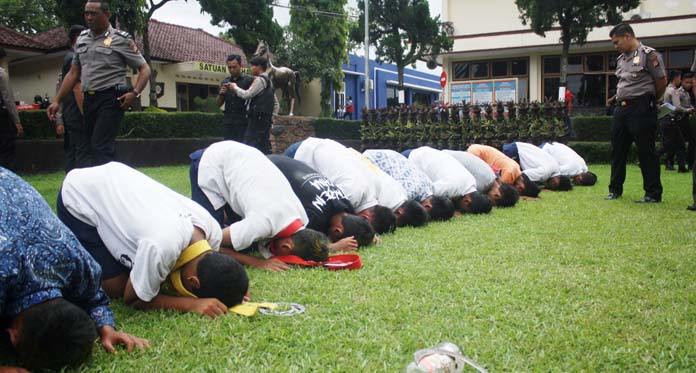 Bawa Celurit dan Gir, 15 Siswa SMP Diamankan Polisi