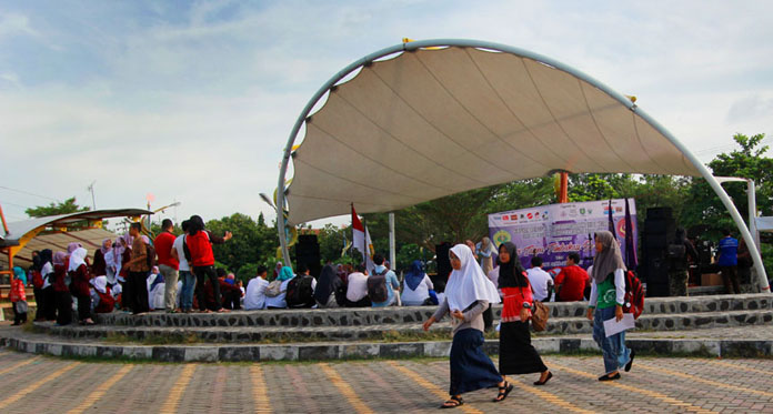 Taman Cimanuk Tempat Favorit Ngabuburit