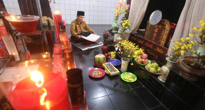 Kelenteng Ancol Haramkan Babi dan Petai