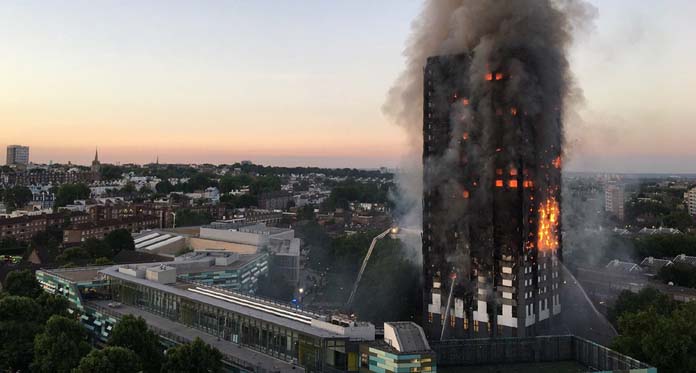 Kengerian saat Apartemen Grenfell Tower Terbakar, Bayi-Bayi Pun Dilempar