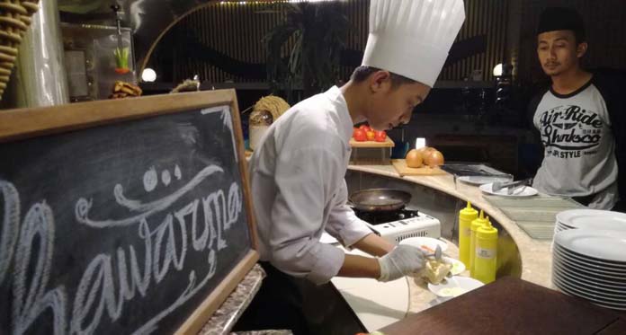 Shawarma, 1 dari 99 Menu Kampoeng Ramadan Aston Hotel yang Perlu Dicoba