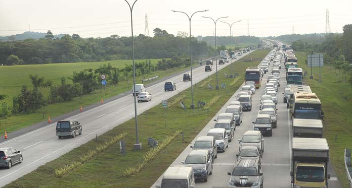 Antisipasi Lonjakan Arus Balik, Polisi Buka Ruas Tol Darurat