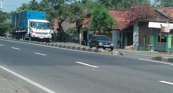 Hati-hati, di Indramayu Banyak U-Turn Tanpa Rambu