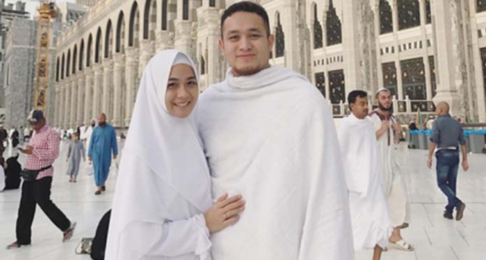 Libur Lebaran, Gilang Dirga–Adiezty Fersa Pilih Umrah