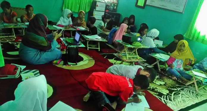 Melihat Aktivitas “Kampung Inggris” Gagasan Pemdes Pamengkang