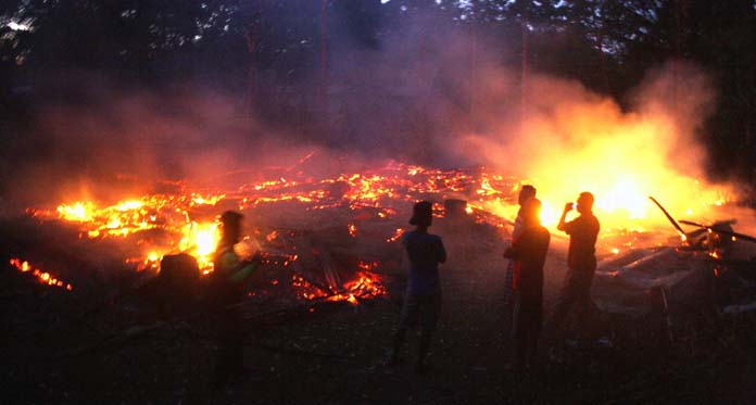 Kandang Ayam Terbakar, 3.000 DOC Mati Terpanggang