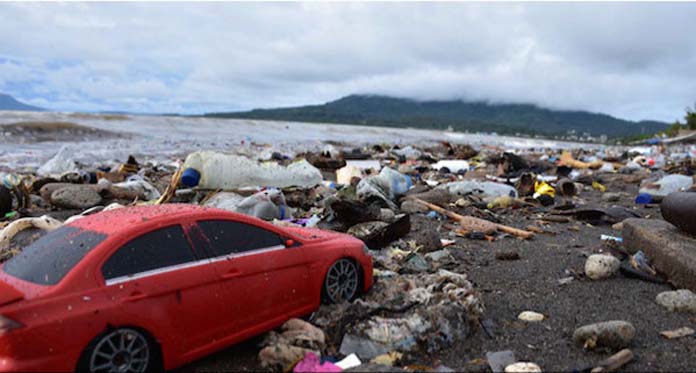 Melihat Semangat Komunitas Sadar Sampah Kota Ternate Bersih-Bersih Lingkungan