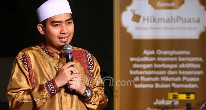 Imigrasi Singapura Tahan Ustad Solmed 10 Jam