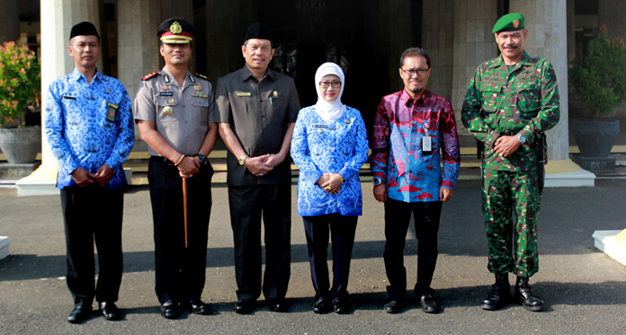 Pertamina Balongan Terima Penghargaan dari Bupati Indramayu