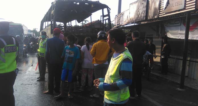 Innalillahi, Insiden Bus Terbakar di Klangenan Cirebon Memakan Korban, 1 Orang Meninggal